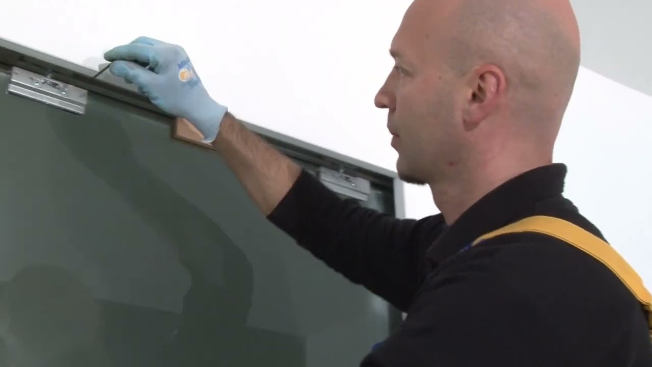 Eclisse MONTÁŽNÍ NÁVOD - Instalace adaptéru vitro pro celoskleněné dveře 10 mm verze výřez